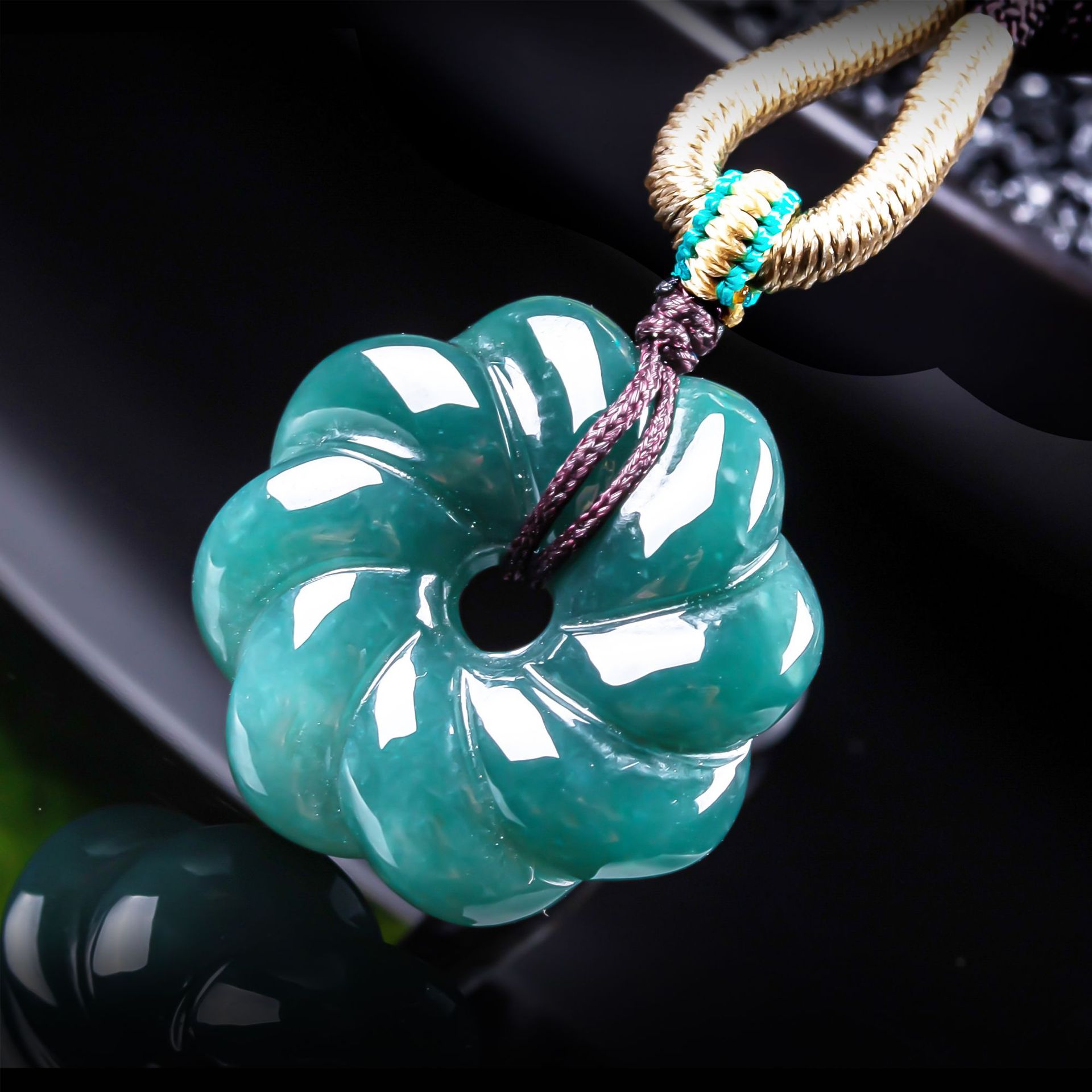 Women Accessories Products - จี้สร้อยคอหยกพม่าแท้รูปดอกไม้ เครื่องประดับอัญมณี เครื่องรางนำโชค เครื่องประดับแฟชั่น หยกแท้ ของขวัญหรูหราสำหรับผู้หญิง