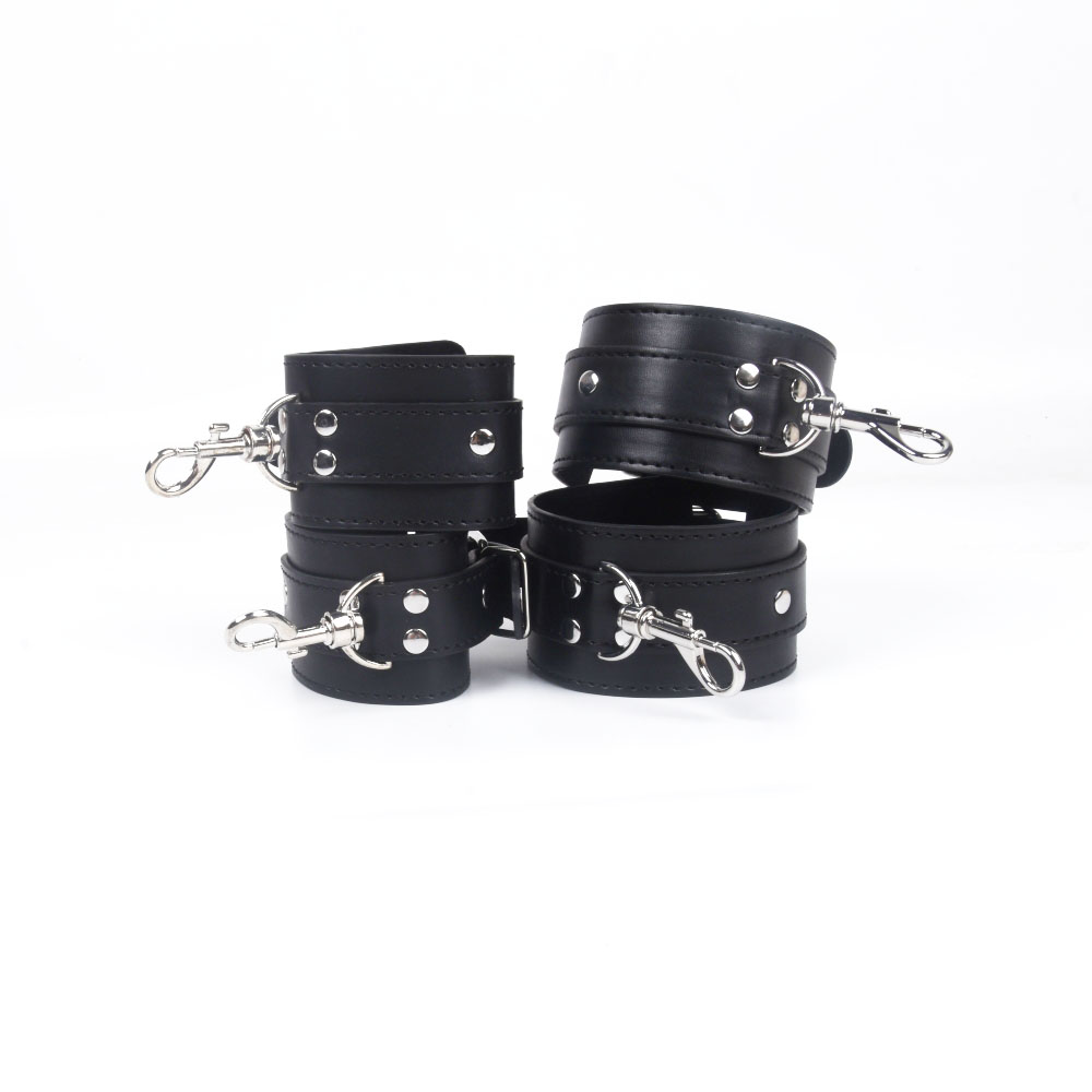 กุญแจมือหนังปรับได้สำหรับของเล - Women Accessories Combo บทวิจารณ์และราคา